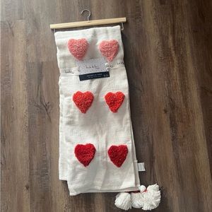 Valentines blanket raised hearts and has tassels Nicole Miller